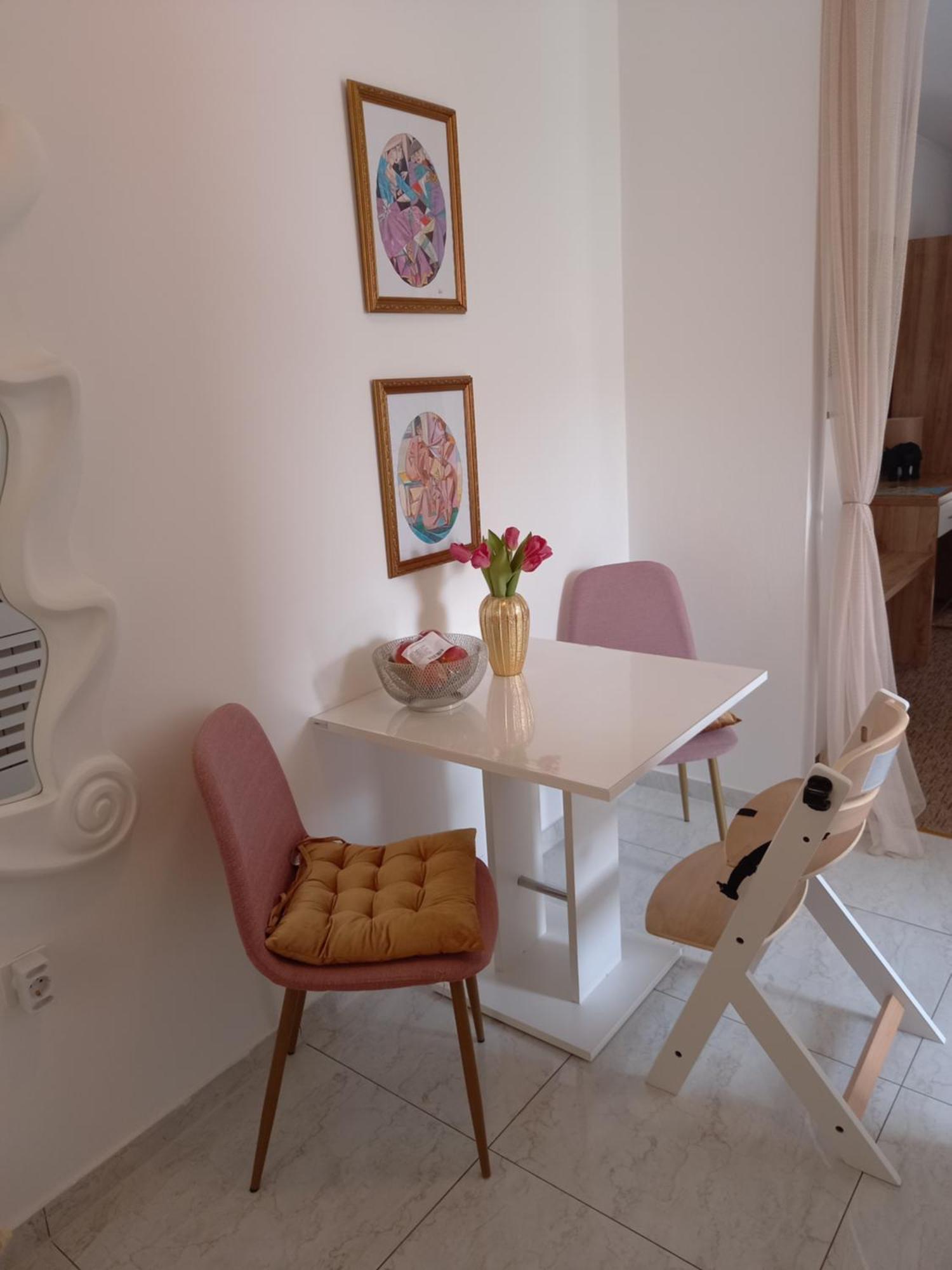 Studio Apartmani “Jarnecic” Krk Town Exterior photo